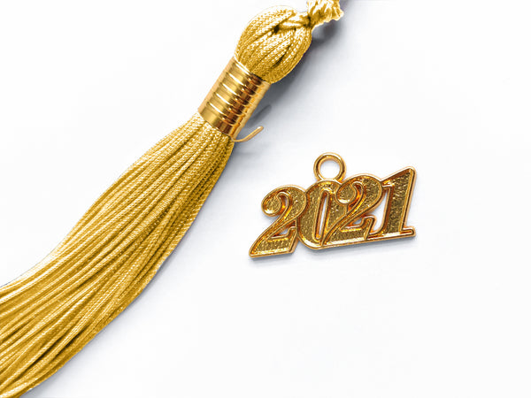 Shiny Kindergarten Graduation Gown Cap & Tassel Charm Gold